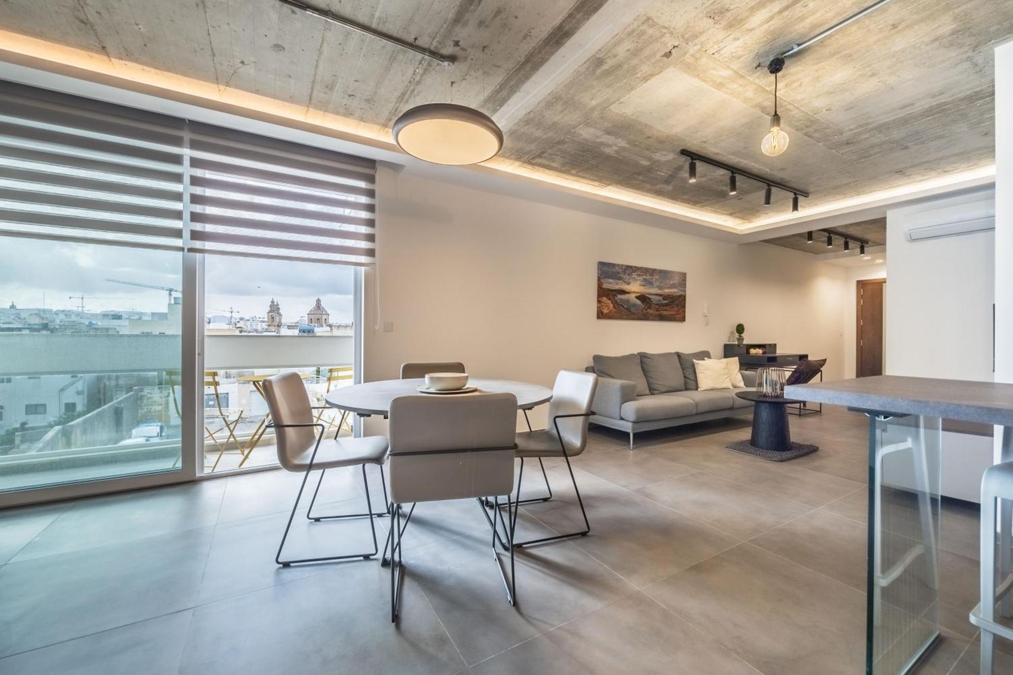 Brand New Close To Amenities. An Exceptionally Chic Get-away! Ta Xbiex